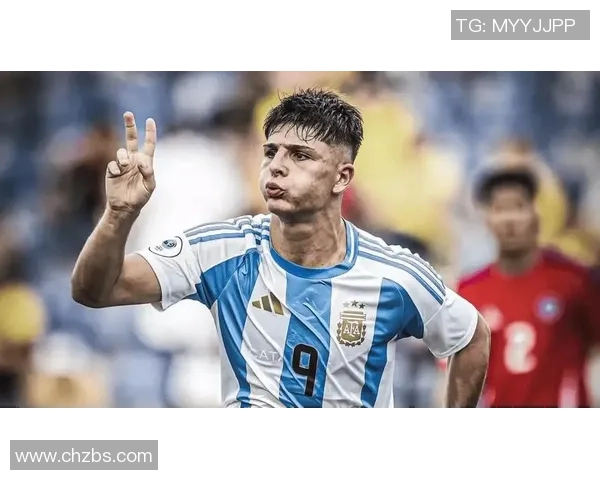 马尔蒂斯足球明星的崛起与传奇旅程揭秘